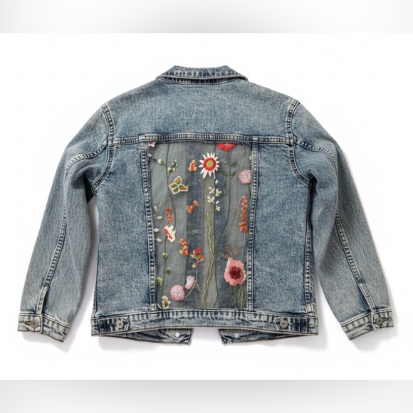 Floral Upcycled Embroidered Denim Jacket size small - Picture 4 of 10